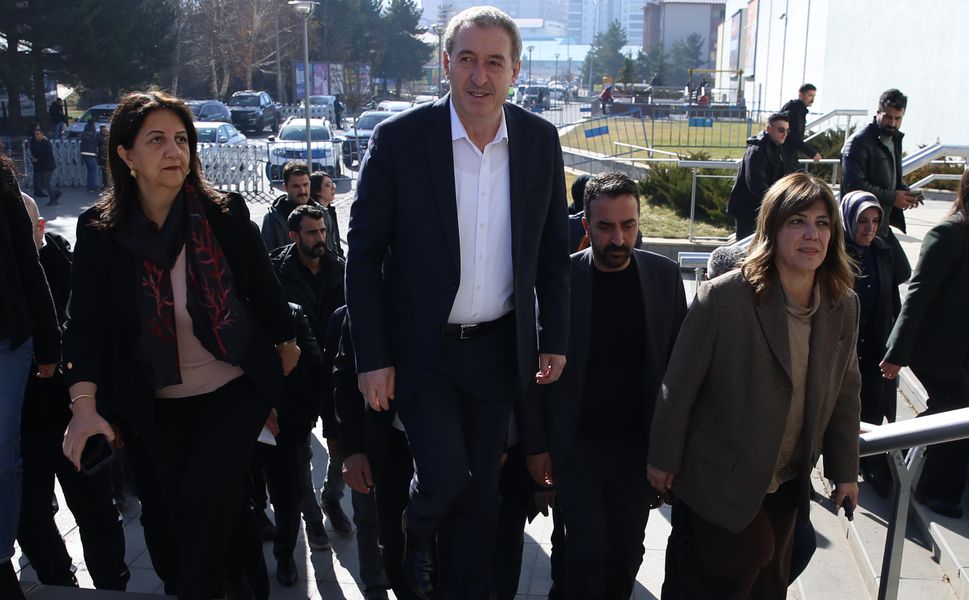 DEM Parti Eş Genel Başkanı Bakırhan, Erzurum'da konuştu: