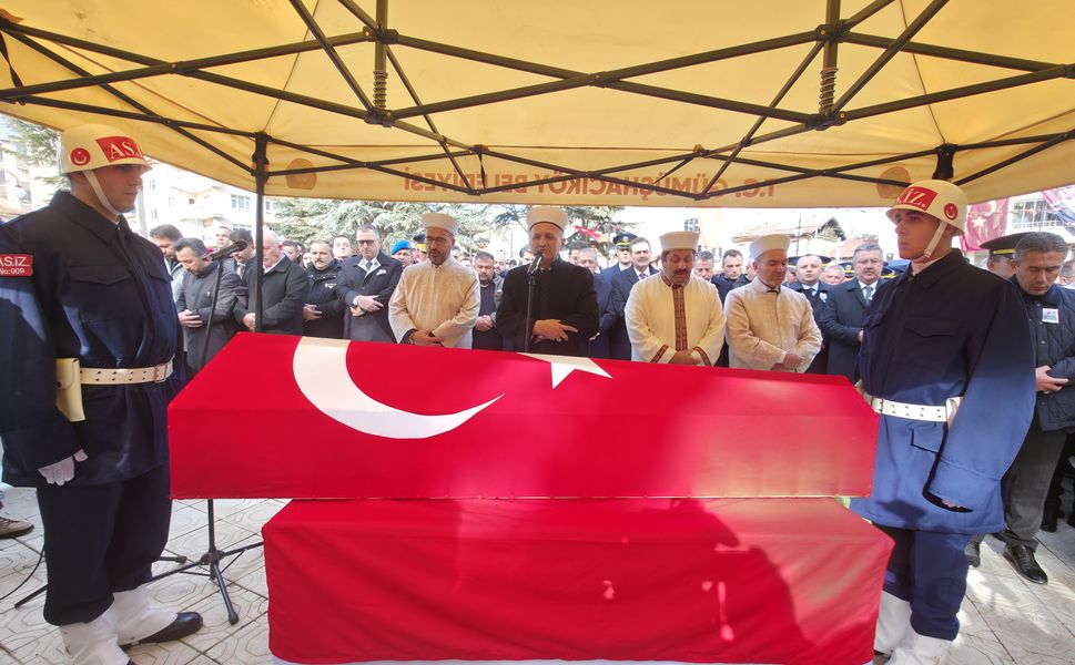 Türkiye şehitlerini uğurluyor