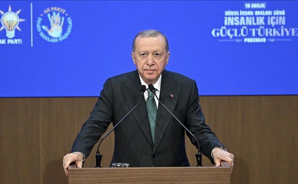 Cumhurbaşkanı Erdoğan: Nerede bir zulüm varsa mazlumun yanında, zalimin karşısında dimdik duruyoruz