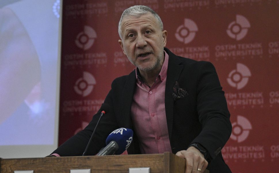 OSTİM Teknik Üniversitesi'nde 'Medikalde Yapay Zeka' sempozyumu düzenlendi