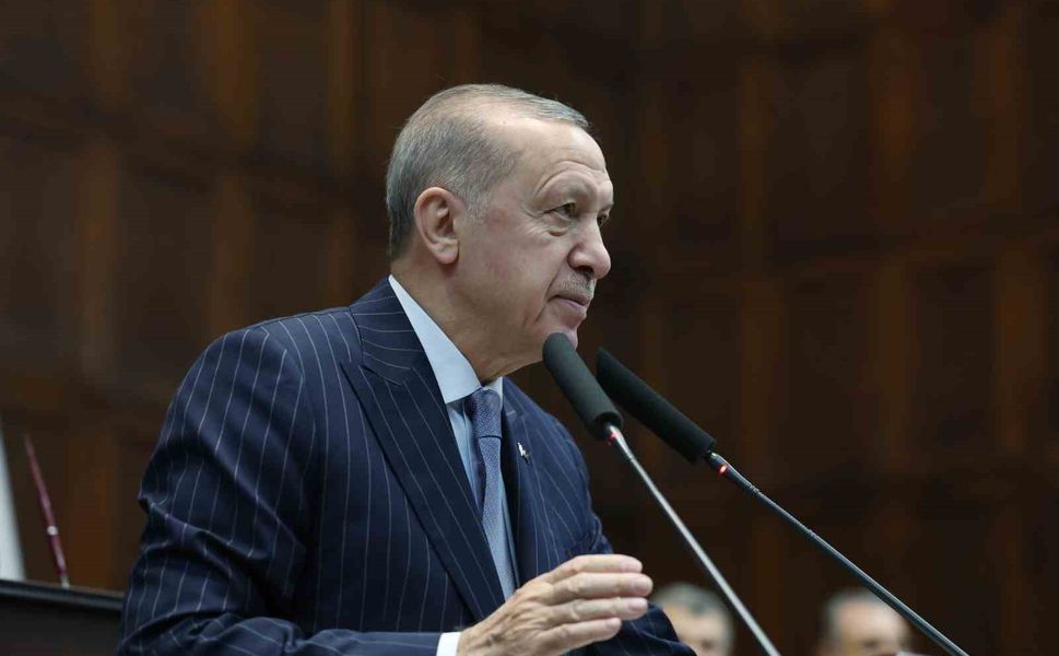 Cumhurbaşkanı Erdoğan: 'Meydanlarda vaat yağmuruna tutup bugün başkent Ankara'ya su bile veremeyen beceriksizlerin insafına bu milleti bırakmayacağız' (1)