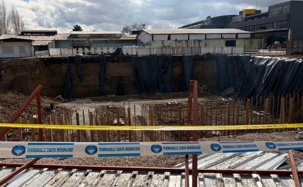 Ankara'da inşaat alanında göçük altında kalan işçi hayatını kaybetti