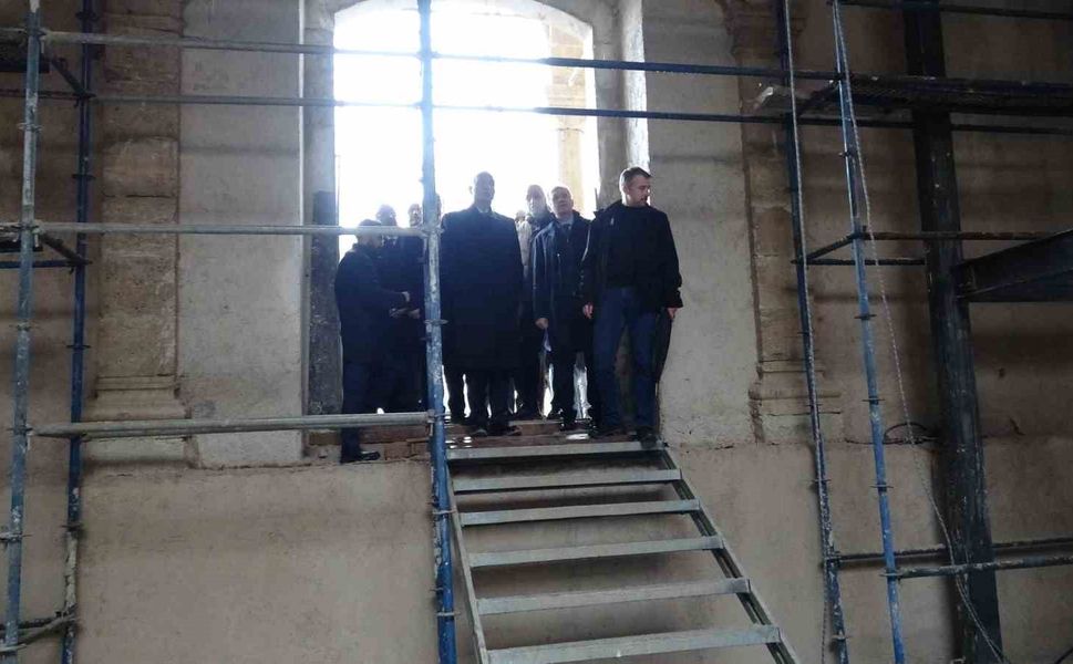 Bakan Ersoy, Malatya'da onarımı süren kültür varlıklarını inceledi