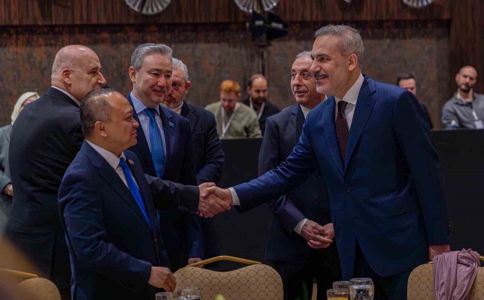 Bakan Fidan, İİT üyesi ve gözlemcisi ülkelerin büyükelçileriyle iftarda bir araya geldi