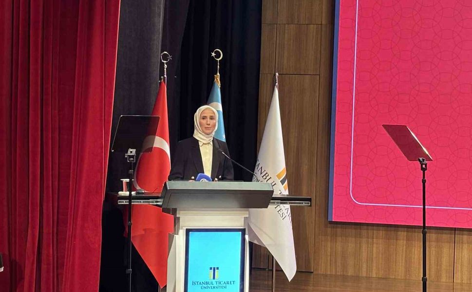 Bakan Göktaş: 'Türkiye'de nüfusun kendini yenileme eşiğinin altına inmesi artık yapısal bir mesele olduğunu gösteriyor'