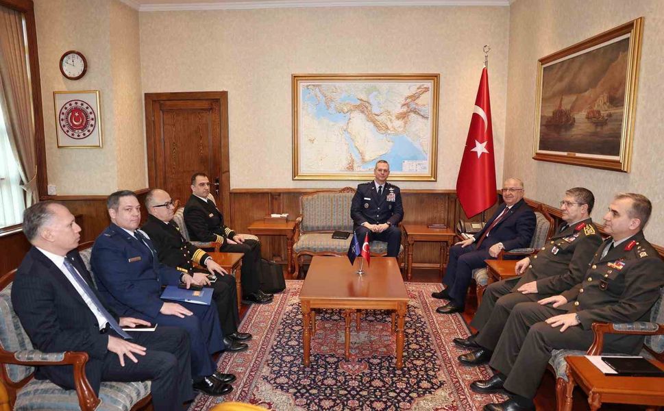 Bakan Güler, Avrupa Müttefik Kuvvetleri Yüksek Komutanı Grynkewich'i kabul etti