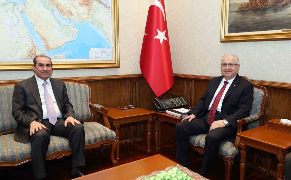 Bakan Güler, Irak'ın Ankara Büyükelçisi Al-Lachmawi'yi kabul etti