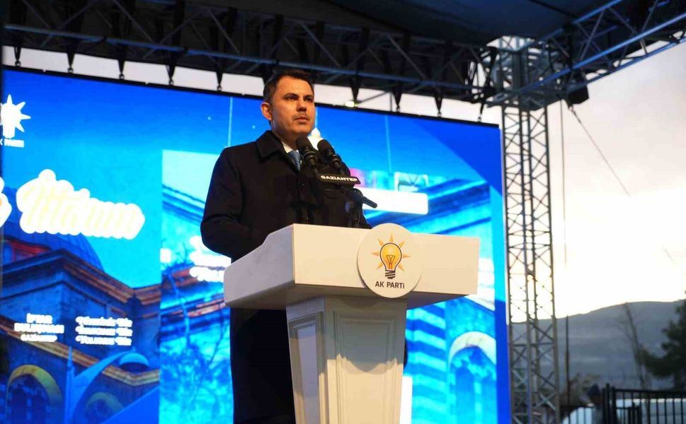 Bakan Kurum: 'Depremden bu yana felaket üzerinden siyaset kurdular, depremzede kardeşlerimizin yuvasına kavuşması işlerine gelmiyor'