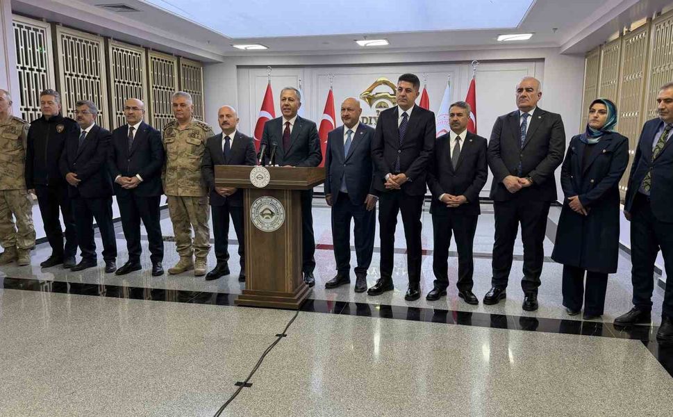 Bakan Yerlikaya: 'Asrın felaketini asrın inşasına dönüştürdük'