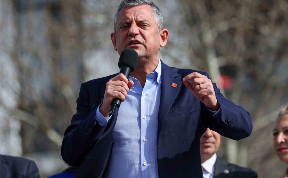 CHP Genel Başkanı Özel: 'Egeliler hem kendi evlatlarına hem genel başkanlarına sahip çıktı'