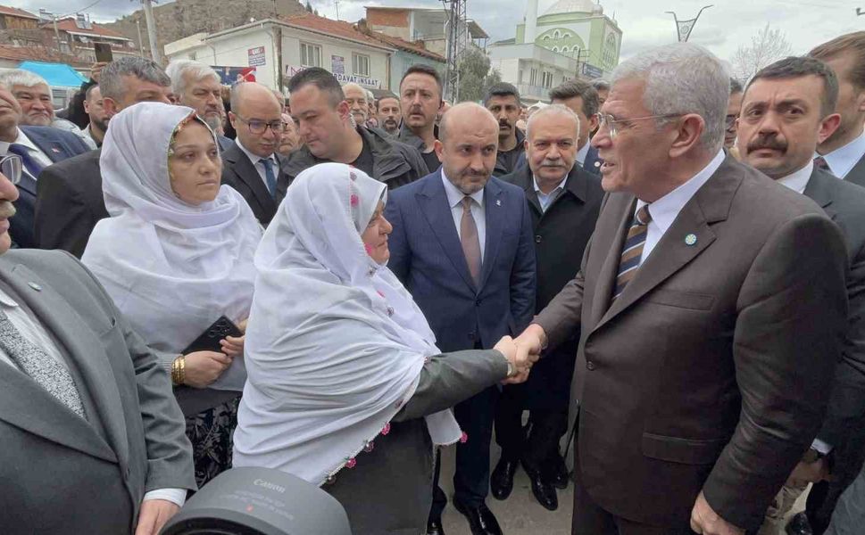 Dervişoğlu, İYİ Parti kurucusu Korkmaz'ın başörtüsü için hakaret ettiği Mihalgazi Belediye Başkanı'nı ziyaret etti