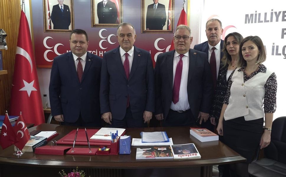 MHP'li Akçay: 'CHP cinnet geçiriyor'