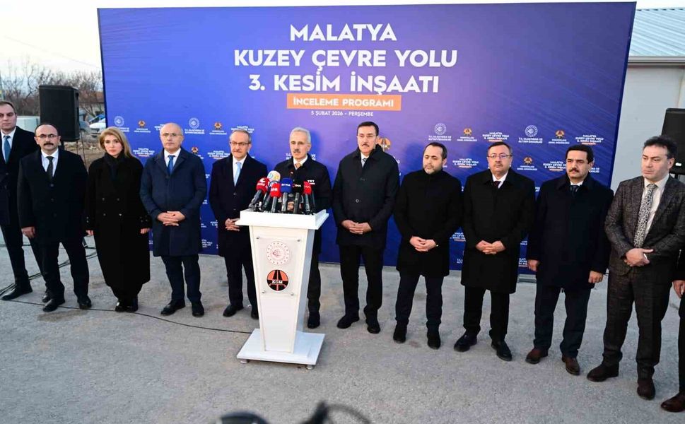 Ulaştırma ve Altyapı Bakanı Uraloğlu, Malatya Kuzey Çevre Yolu şantiyesinde inceleme yaptı