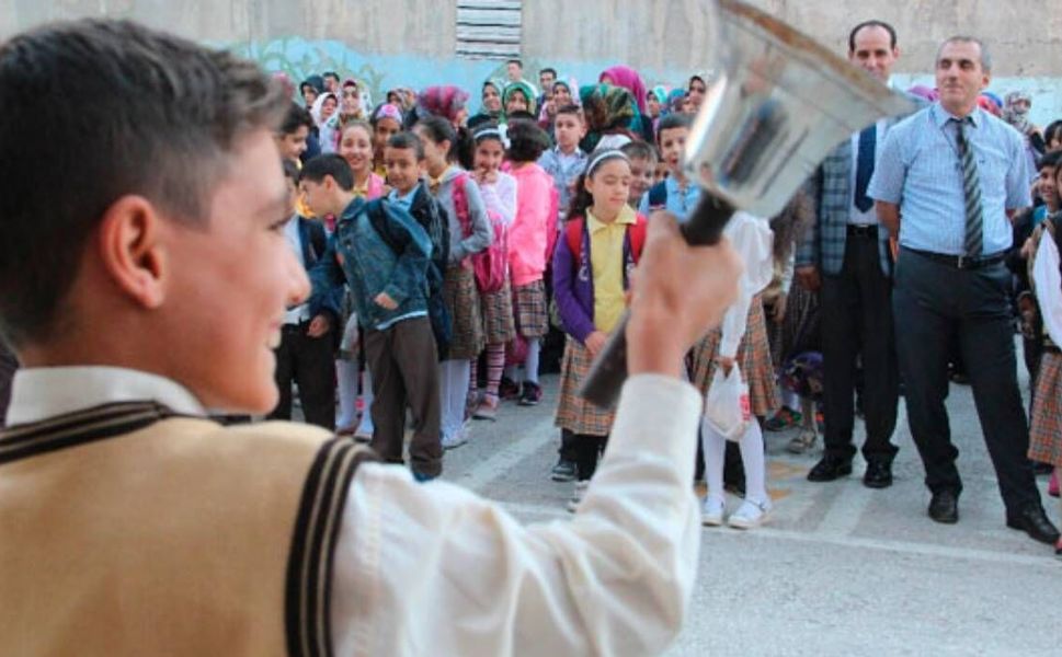 Ara Tatiller Kalkıyor Mu? Bakan Tekin Tartışmalara Nokta Koydu