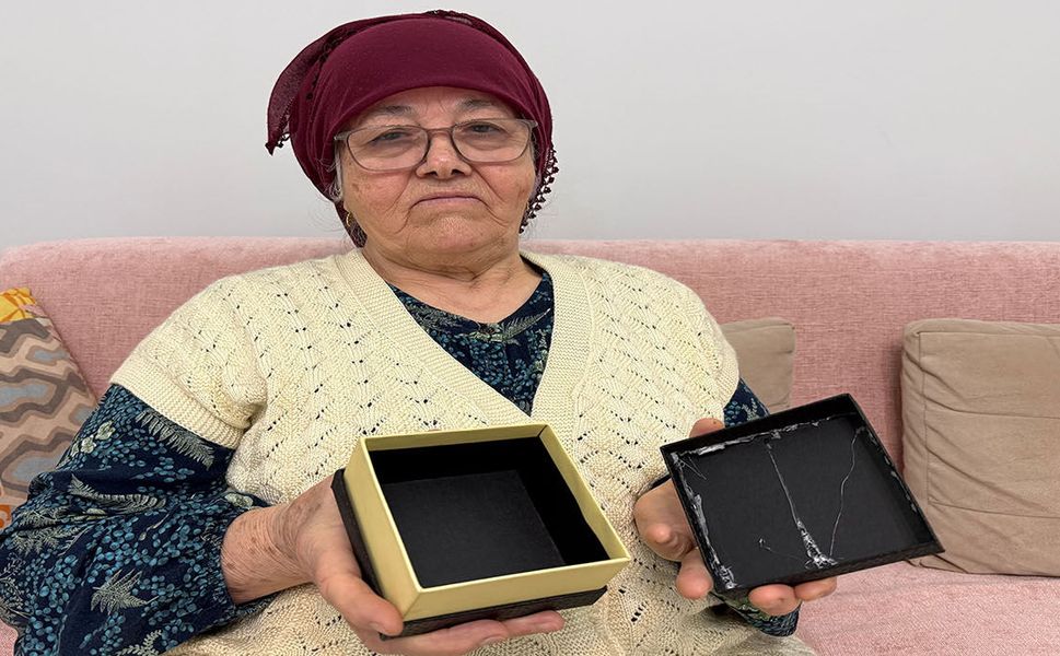 "Polisiz" diyerek kandırdılar, yaşlı kadının 2 milyonluk altını çaldılar