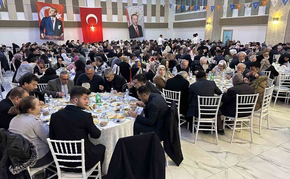 AK Parti Genel Başkan Yardımcısı Tuncer: 'CHP'ye baktığımızda Türkiye'nin büyümesini konuşan bir siyaset değil, Türkiye'nin başarılarını küçümseyen bir siyaset görüyoruz'