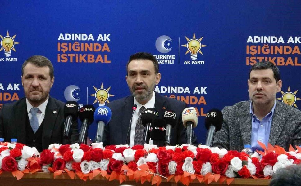 AK Parti İl Başkanı Aldemir: 'Mersin'e layık olamadınız, sözlerinizi tutmadınız'
