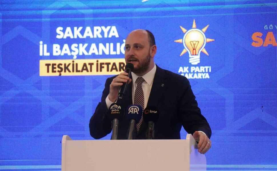 AK Parti Teşkilatı Sakarya'da iftar sofrasında bir araya geldi