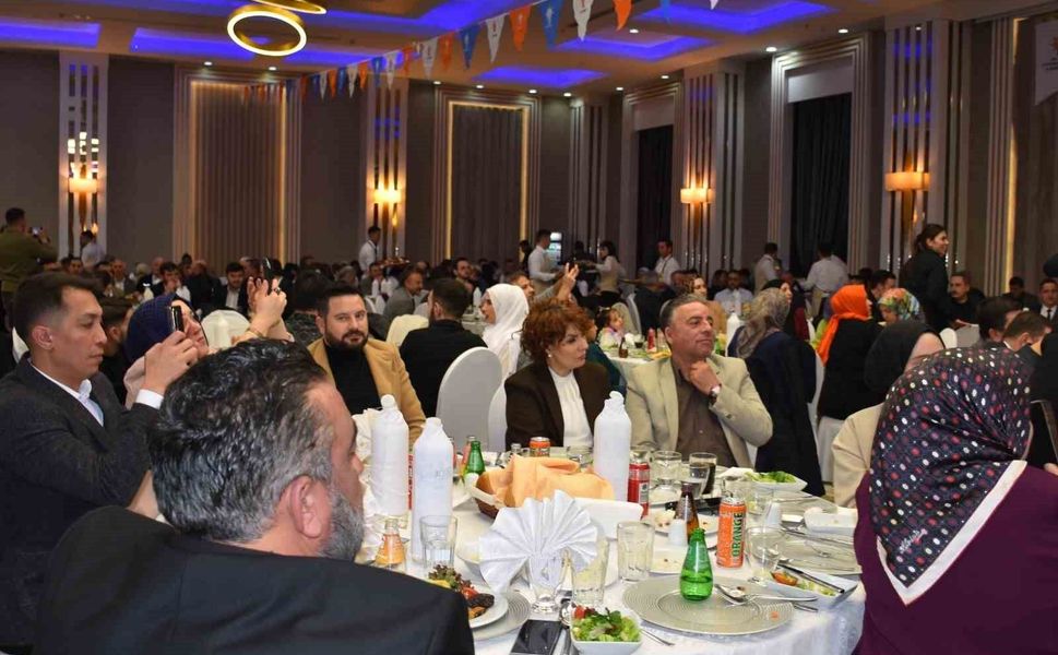 Bakan Göktaş: 'Bizler her zaman millet için hizmeti öncelikli tutan bir davanın mensuplarıyız'