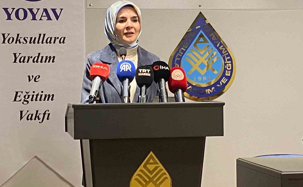 Bakan Göktaş: 'Güçlü bir gelecek, hedefi olan, çalışan ve değerlerinden kopmayan gençlerle mümkündür'