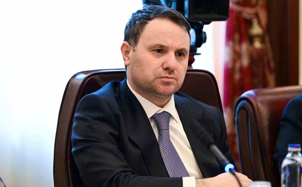 Bakan Gürlek, KKTC İçişleri Bakanı Oğuz ile bir araya geldi