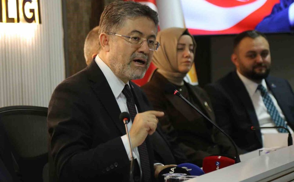 Bakan Yumaklı: 'Üç tarafı denizlerle çevrili güzel ülkemin beş tarafı çatışmalarla, savaşlarla, her türlü krizle çevrilmiş durumda'