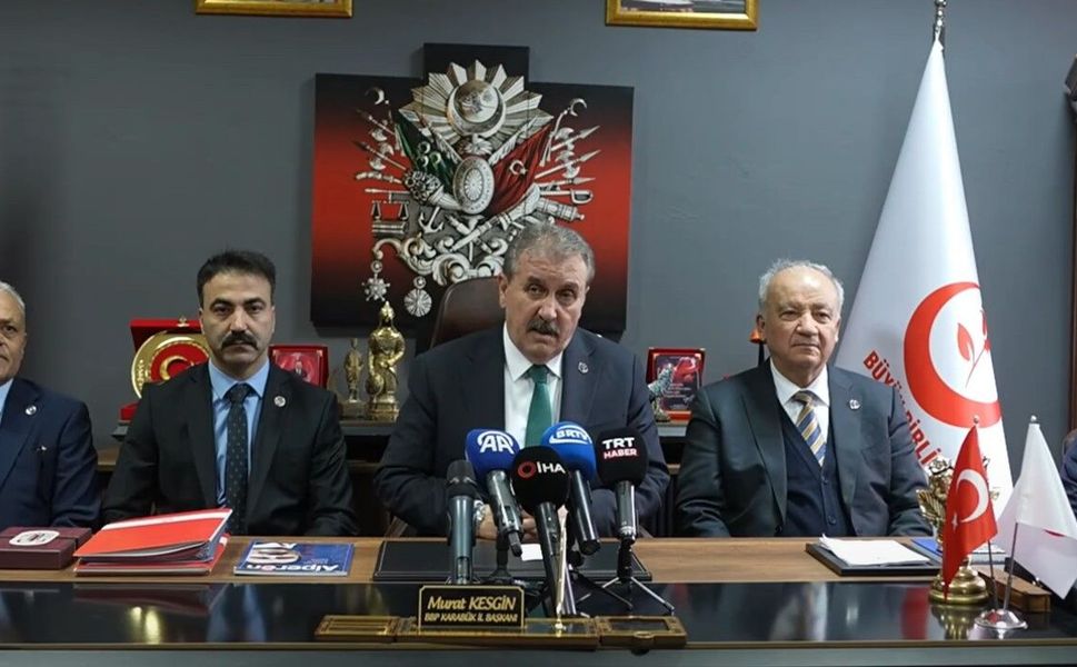 BBP Genel Başkanı Destici: 'Trump ve Netenyahu gibi liderler dünya tarihinden silinmelidir'