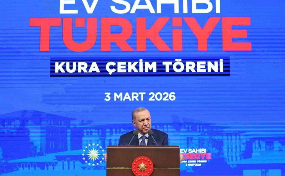 Cumhurbaşkanı Erdoğan: 'Elleri öpülesi öğretmenlerimize yönelik şiddetin hiçbir gerekçesi hiçbir mazereti olamaz'