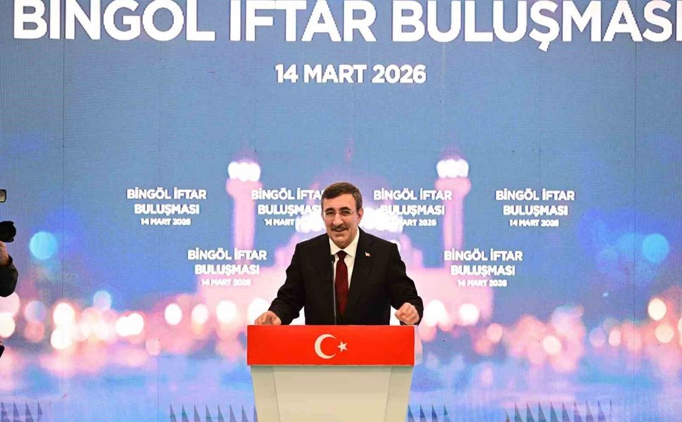 Cumhurbaşkanı Yardımcısı Yılmaz: 'Savaşlardan uzaklaşılması yönünde her türlü gayreti sarf ederken bir taraftan da iç cephemizi kuvvetlendirmeliyiz'