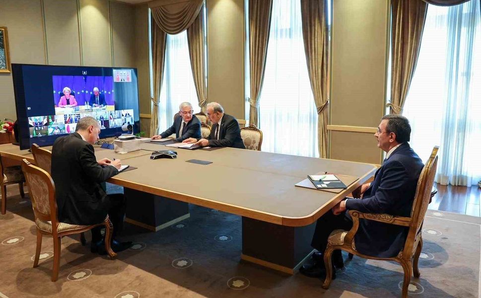 Cumhurbaşkanı Yardımcısı Yılmaz: 'Üçüncü ülkeleri de hedef alan saldırıları kınıyor, çatışmaların sona ermesi için diplomatik çabalarımızı çok taraflı olarak sürdürüyoruz'