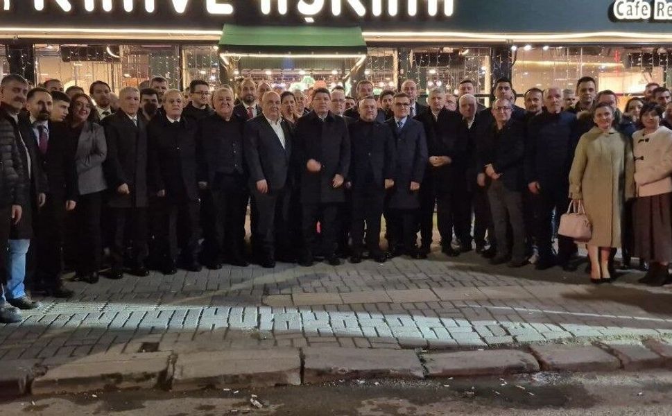 Eski Adalet Bakanı Tunç, ''Maalesef soykırımı önleyecek, kadınların , çocukların katledilmesini engelleyecek bir sistem dünyada kurulamadı''