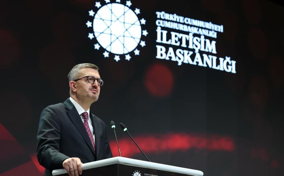 İletişim Başkanı Duran: 'İran'ın egemenliğini ihlal eden saldırıları esefle karşılıyoruz'