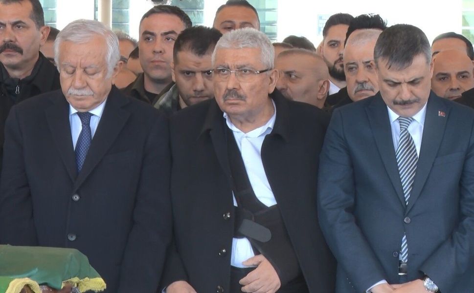 MHP Genel Başkan Yardımcısı Yalçın'ın annesi son yolculuğuna uğurlandı