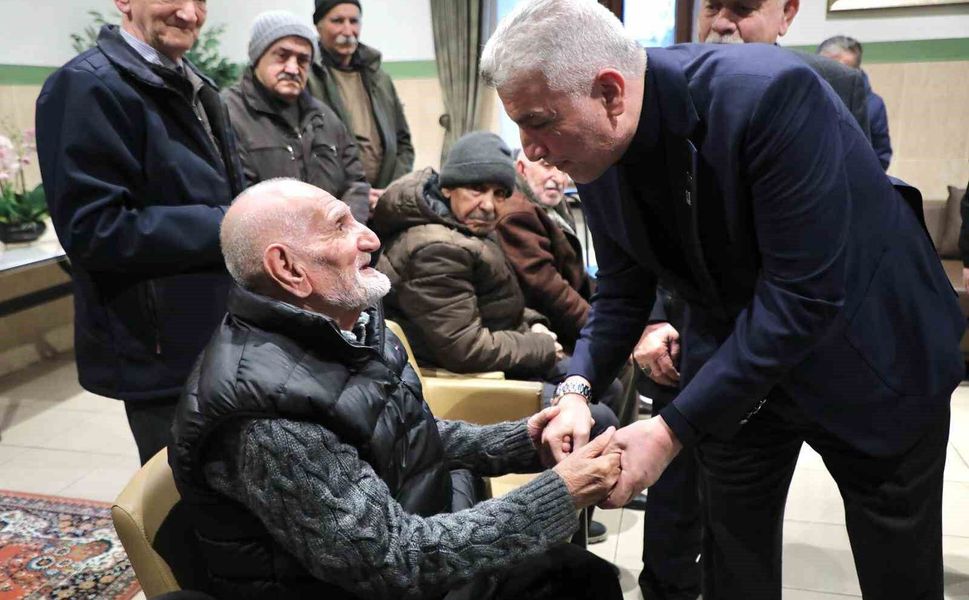 Ticaret Bakanı Bolat, Darülaceze'yi ziyaret etti