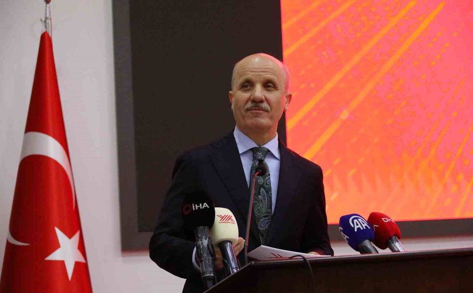 YÖK Başkanı Özvar: 'Müfredatların teknoloji dönüşümüne uyumunu hızlandıracak mekanizmaları kurmayı hedefliyoruz'