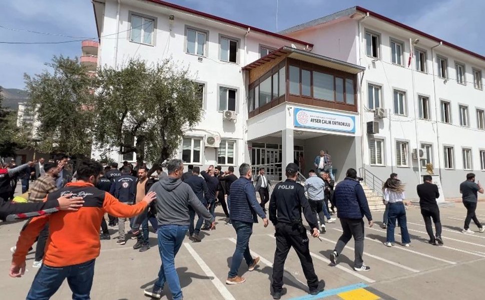 14 Yaşındaki Saldırganın Planı Bilgisayarında Bulundu: Baba Tutuklu