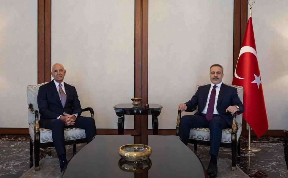 Bakan Fidan ABD'nin Suriye Özel Temsilcisi Barrack'ı kabul etti