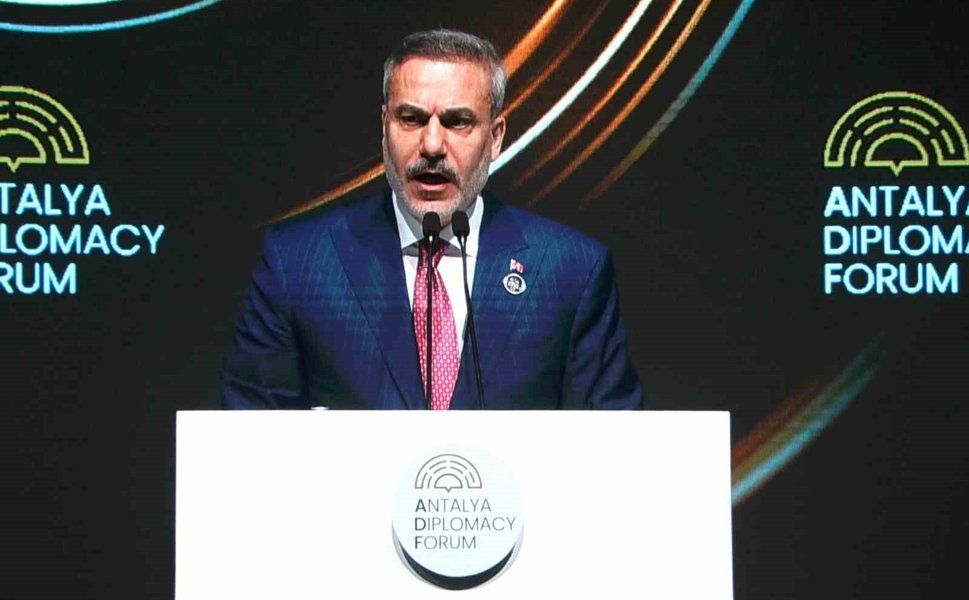 Bakan Fidan: 'İsrail'in pervasız saldırganlığı Gazze sınırlarını aşmıştır'