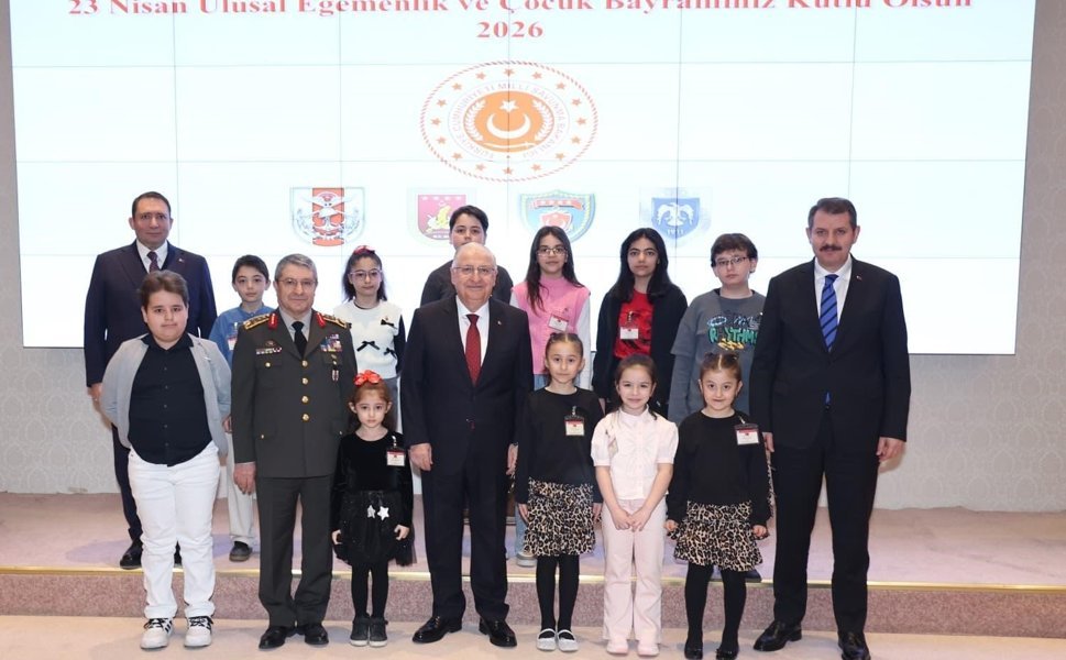 Bakan Güler şehit ve gazilerin çocuklarıyla bir araya geldi