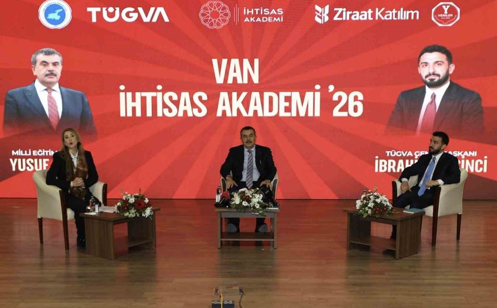 Bakan Tekin'den o sendikaya tepki: 'Burası muz cumhuriyeti değil, hukuk devletidir'