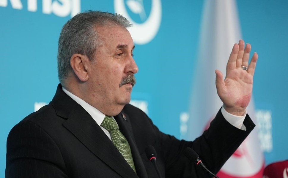 BBP Genel Başkanı Destici: 'İşçi Bayramı, işçi bayramı olarak kutlansın'