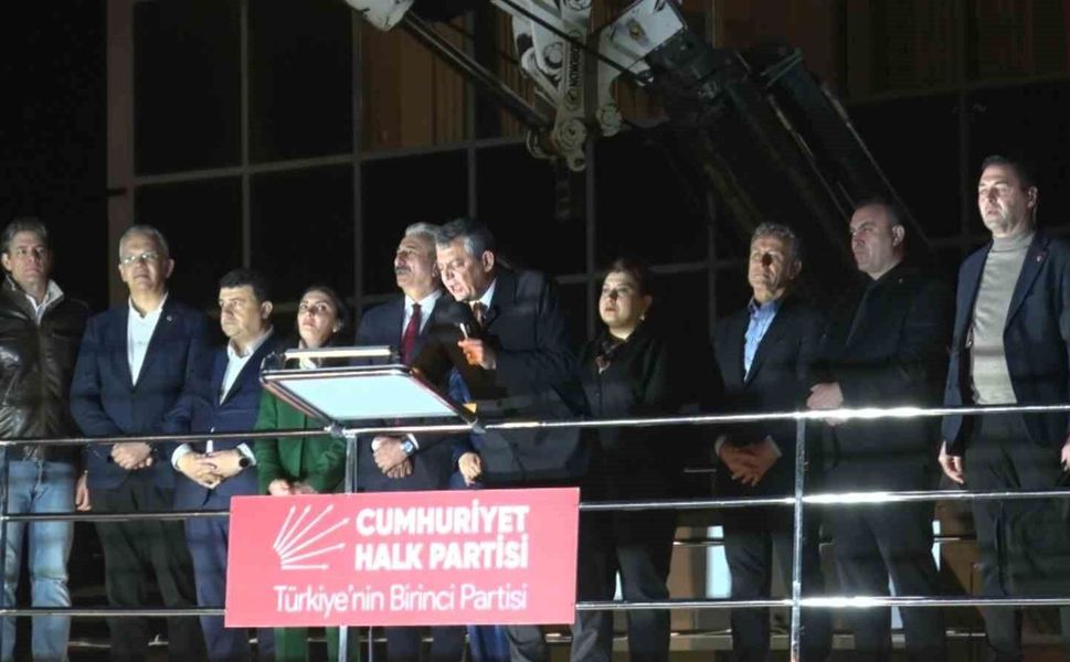 CHP Genel Başkanı Özel: 'Mustafa Bozbey yargı önünde yargılansın, televizyondan canlı yayınlansın kararı millet versin Bursa versin'