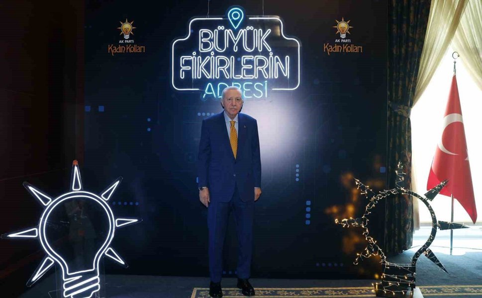 Cumhurbaşkanı Erdoğan: 'Ailevi değerlerin muhafazasını bir milli güvenlik ve beka meselesi olarak görüyoruz'