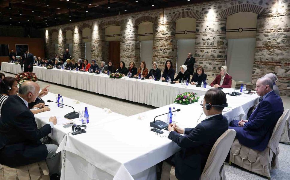 Cumhurbaşkanı Erdoğan: 'Ortadoğu coğrafyası son yıllarda, gerçekten sancılı, sıkıntılı ve karanlık günler yaşıyor'