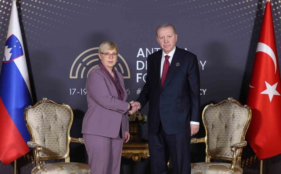 Cumhurbaşkanı Erdoğan Slovenya Cumhurbaşkanı Natasa Pirc Musar ile görüştü