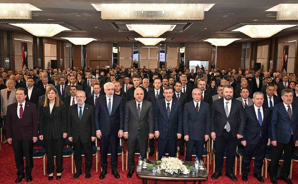 Cumhurbaşkanı Yardımcısı Yılmaz: 'Coğrafyamızın da avantajlarını kullanarak lojistikte çeşitlendirme, alternatifleri geliştirme stratejisi izliyoruz'