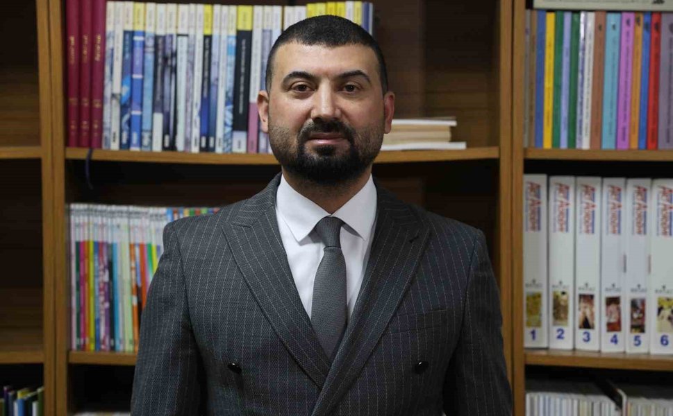 Doç. Dr. Berat Akıncı: 'Yeni kurulacak düzende hiçbir şey eskisi gibi olmayacak'