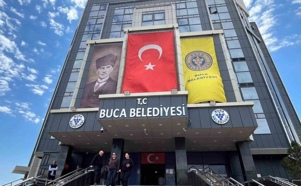 SGK'dan Buca Belediyesine 'bankamatik personeli' incelemesi