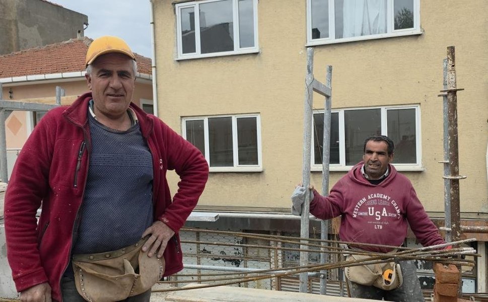 “1 Mayıs Emek ve Dayanışma Günü: Meydanlar Doldu, Yevmiyeli İşçiler Geçim İçin Çalıştı”