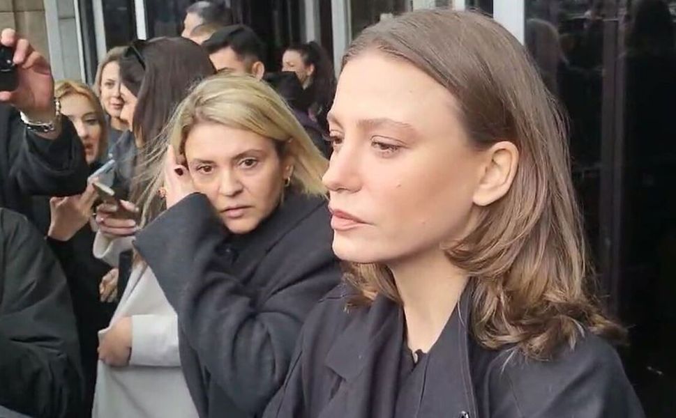 Serenay Sarıkaya gözaltında!